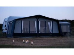 Isabella Caravanvoortent Commodore North 300 -Tuin Hart Boutique 3 1 isabella caravanvoortent commodore north sfeer isacommonorth