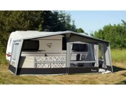 Isabella Caravanvoortent Commodore Dawn 300 -Tuin Hart Boutique 4 1 isabella caravanvoortent commodore dawn veranda isacommodawn